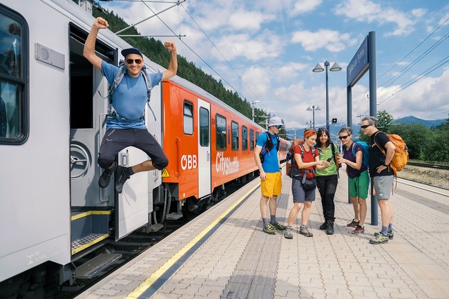 Bahn zum Berg / Christian Holzinger / Bahn zum Berg / Christian Holzinger